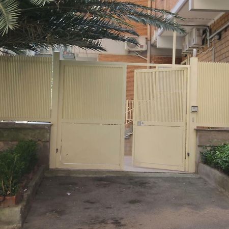 Bed and Breakfast Casa Vittoria Neapel Exterior foto